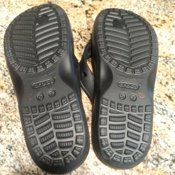 Crocs Unisex Baya II Flip Flops Sandals Iconic Comfort Size M5 W7 Black - Picture 7 of 10